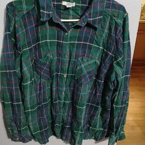 Croft & Barrow Men's Plaid Button Down Shirt - Green, Blue, and Red